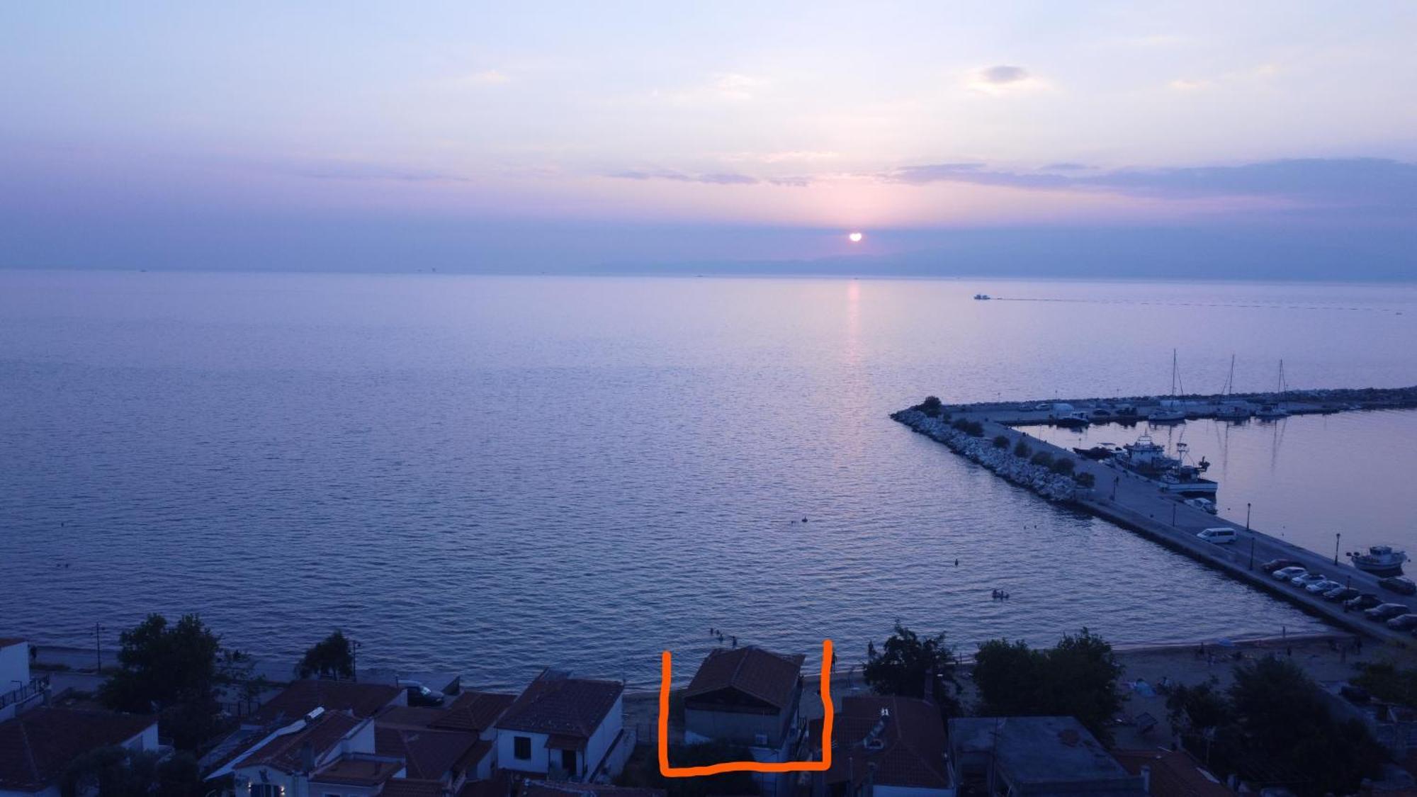 Beachfront Apartment Thassos Skala Kallirakhis Bagian luar foto