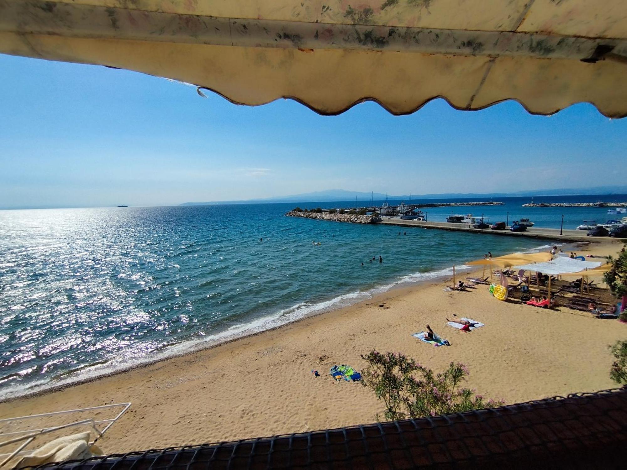 Beachfront Apartment Thassos Skala Kallirakhis Bagian luar foto