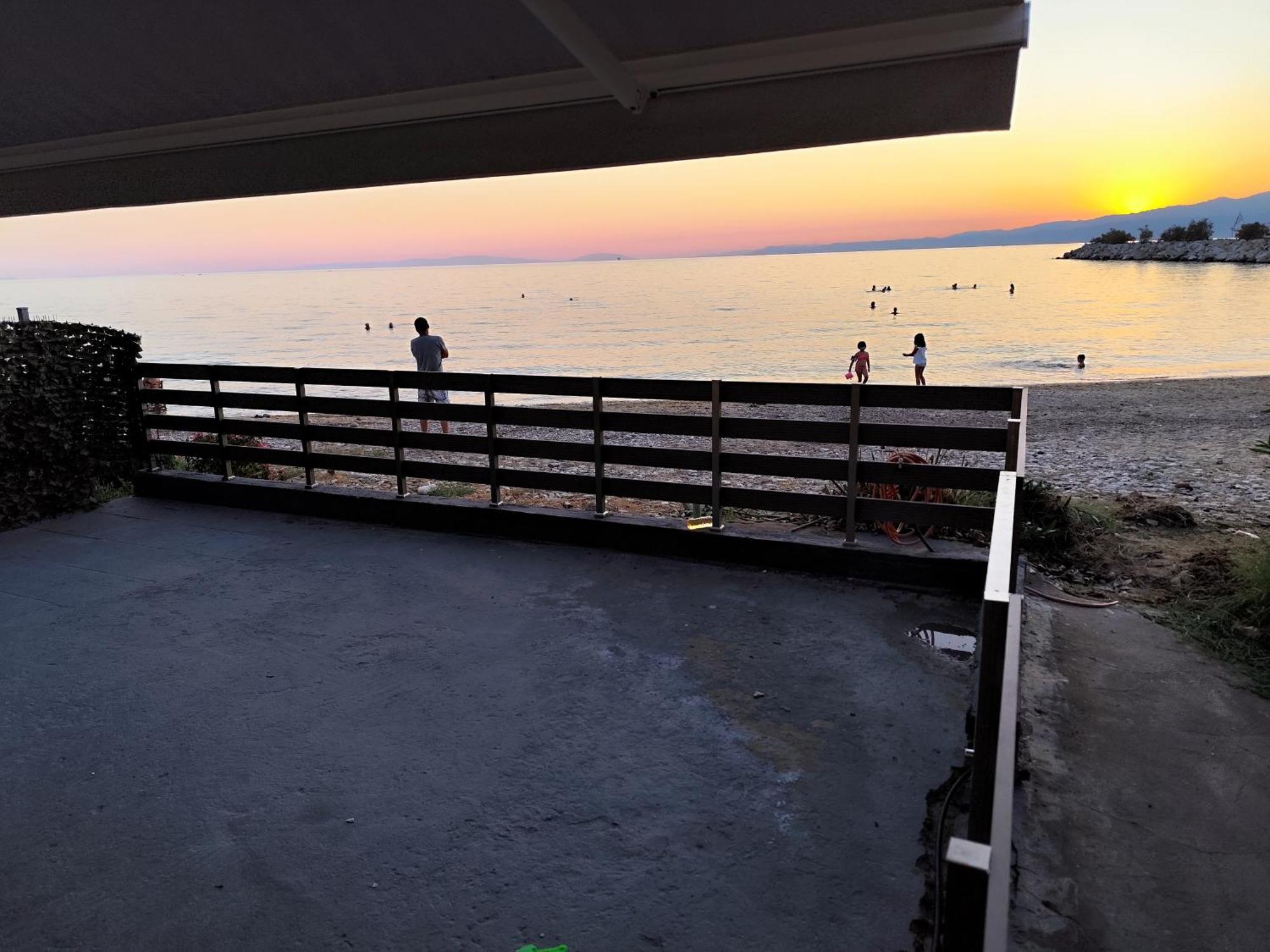 Beachfront Apartment Thassos Skala Kallirakhis Bagian luar foto
