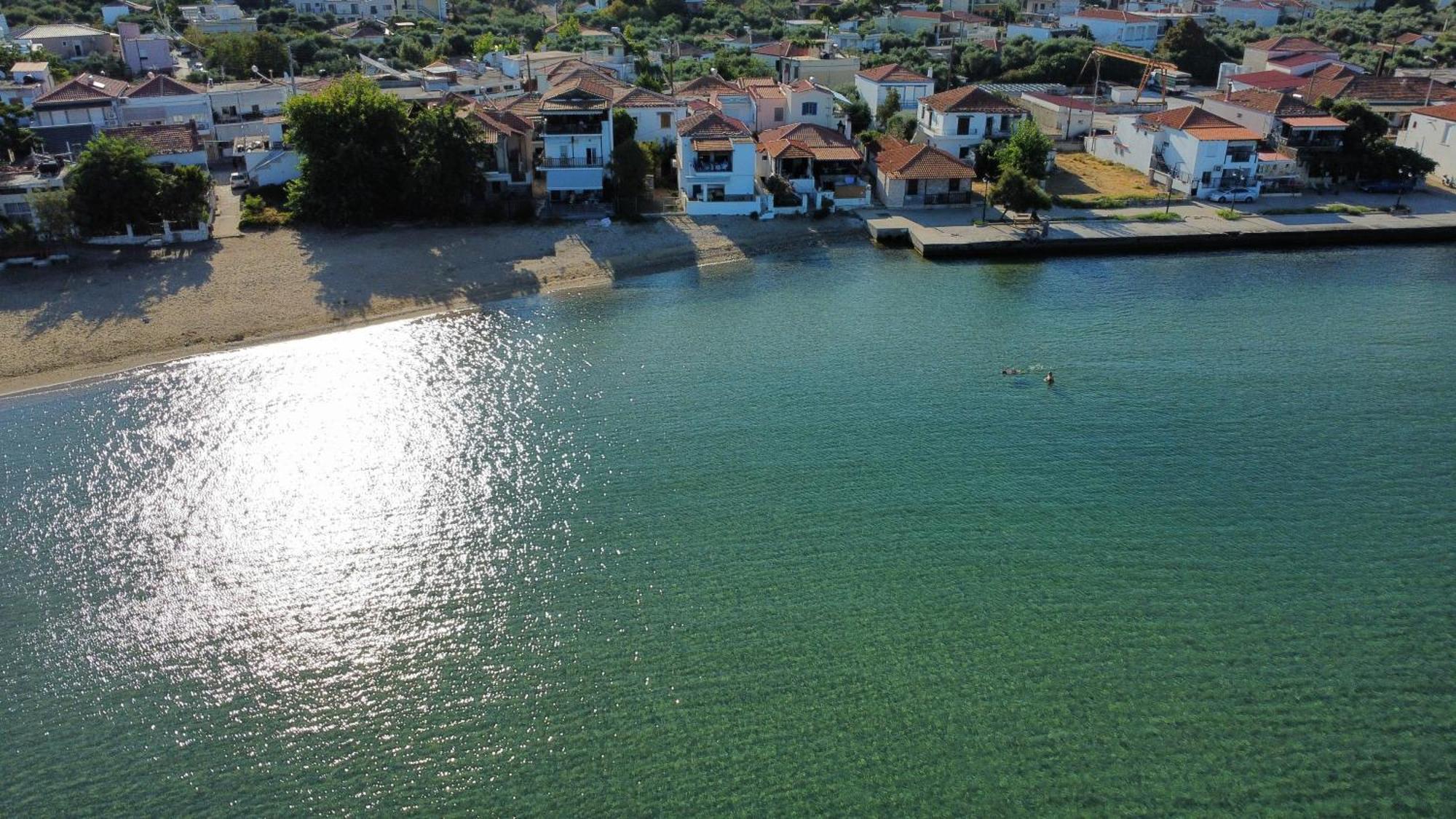 Beachfront Apartment Thassos Skala Kallirakhis Bagian luar foto