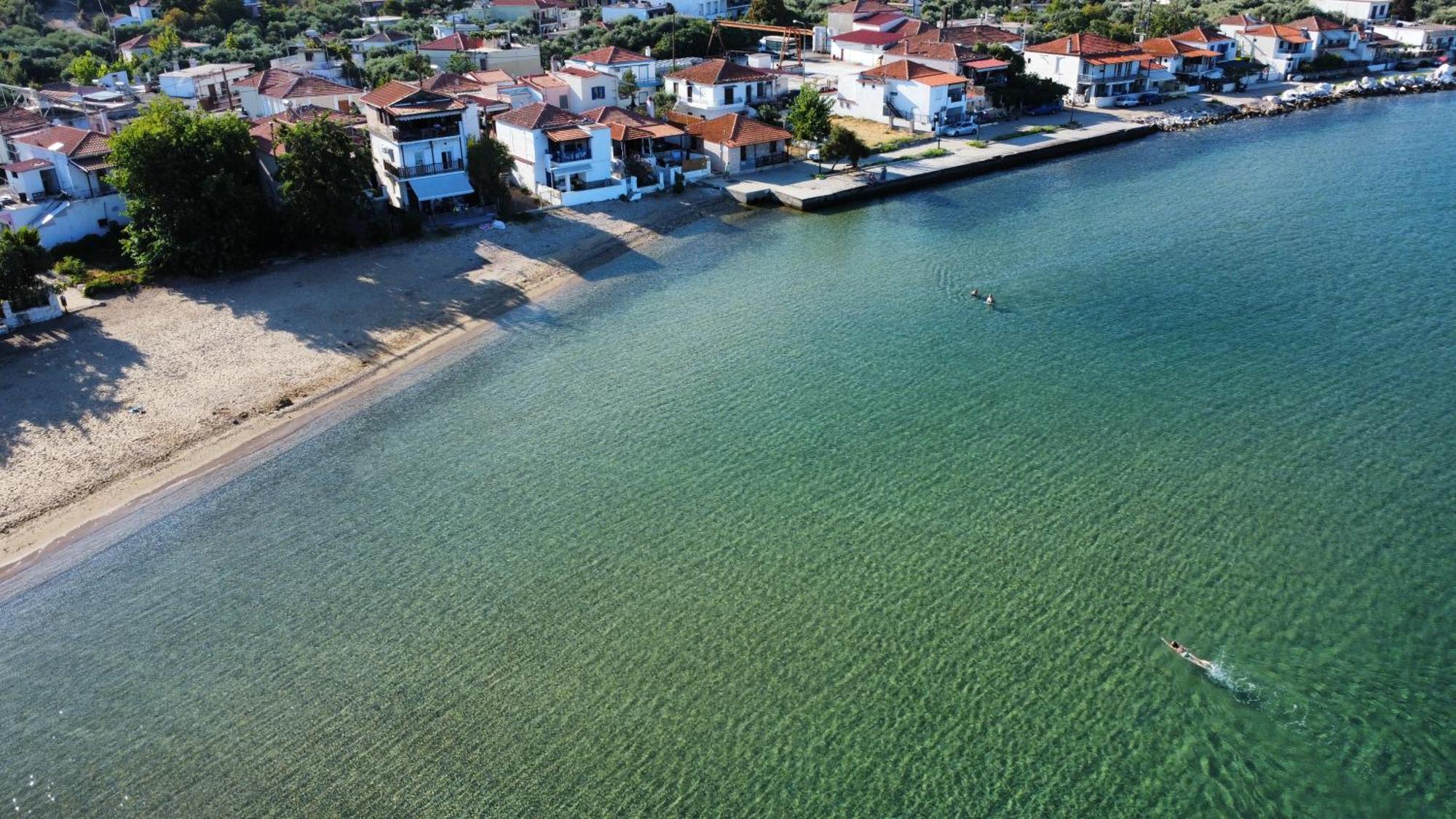 Beachfront Apartment Thassos Skala Kallirakhis Bagian luar foto